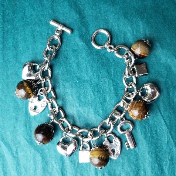 2/10$ Silver tone charm bracelet tiger eye lock and keys - Picture 5 of 5